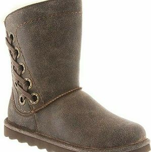 Bearpaw Women's Sheepskin boots